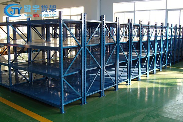 中型仓储货架厂家批发